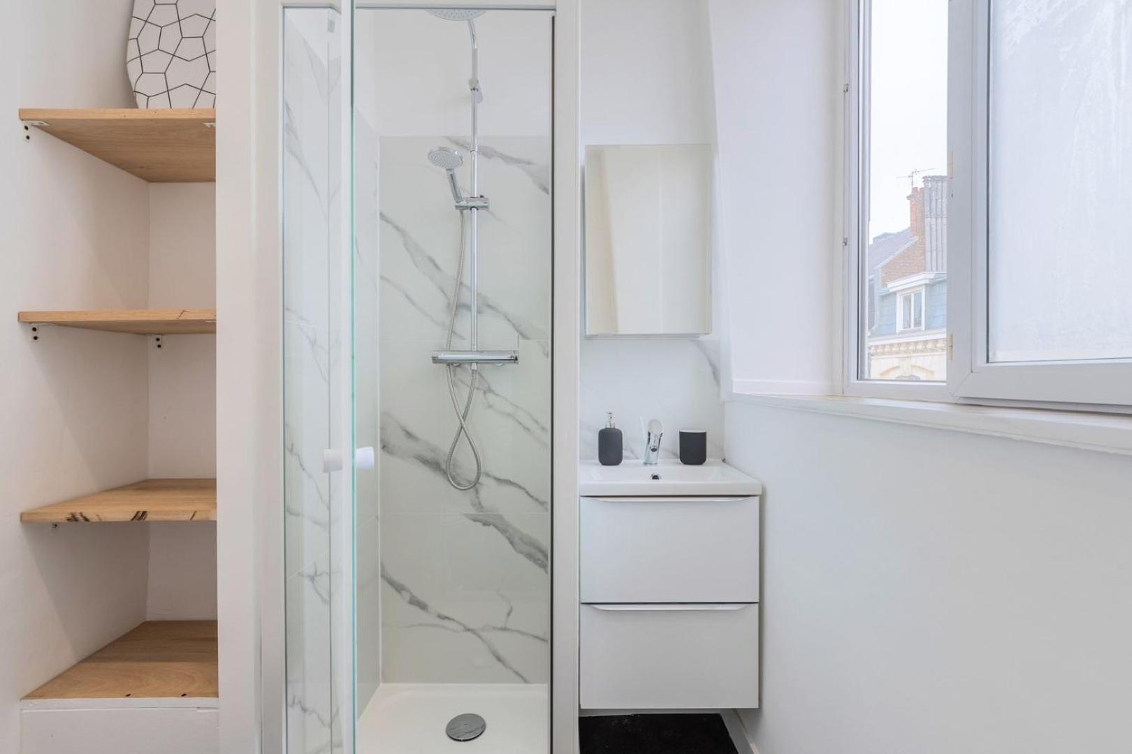 Equipped Studio - Near Train Stations Lille Bagian luar foto